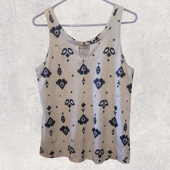 ๐๐๐๐๐ ๐๐ผ๐๐๐๐ - Lia Singlet Tank Top - Picture 7 of 11
